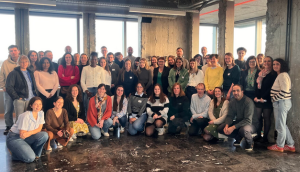 Photo collective des salari&eacute;s FAB